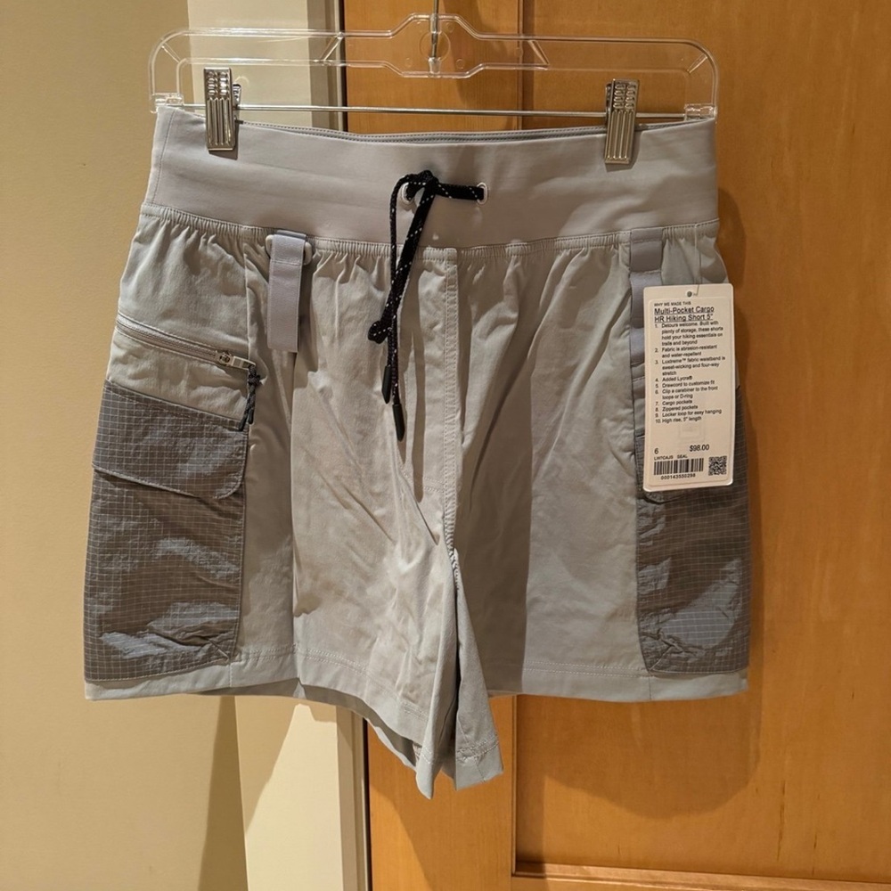 Lululemon Multi-Pocket Cargo HR Hiking Short 5" - seal grey